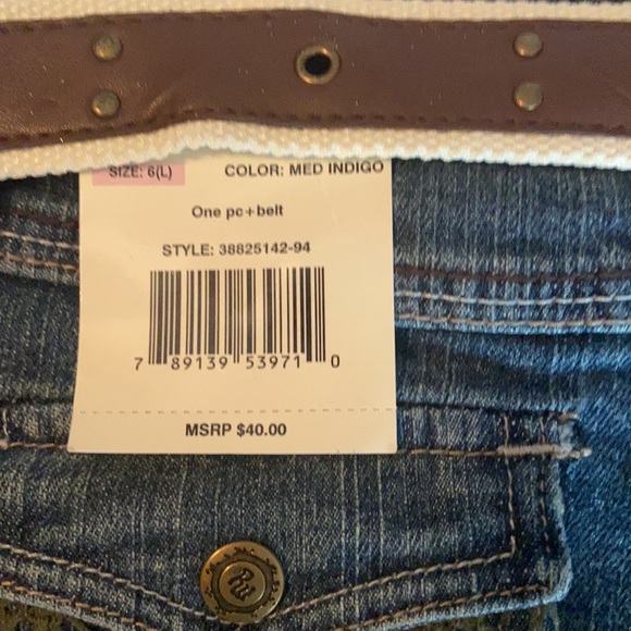 Girls Roca Wear Jeans- Size 6L- 2 identical pair-Sold as Set of 2 - Picture 4 of 8